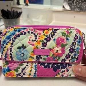 Vera Bradley Pink Multicolor Quilted Floral Crossbody Clutch***
